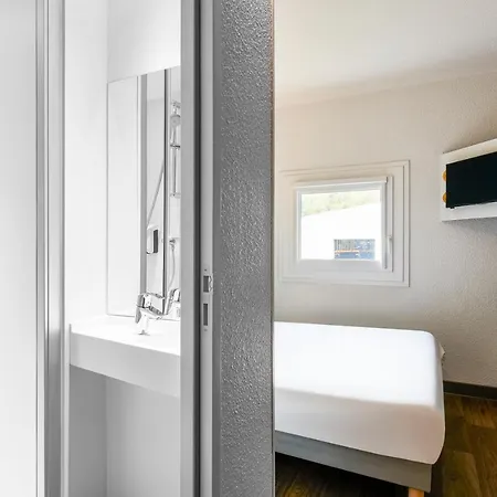 Hotelf1 Bordeaux Sud D'ornon * Villenave-dʼOrnon